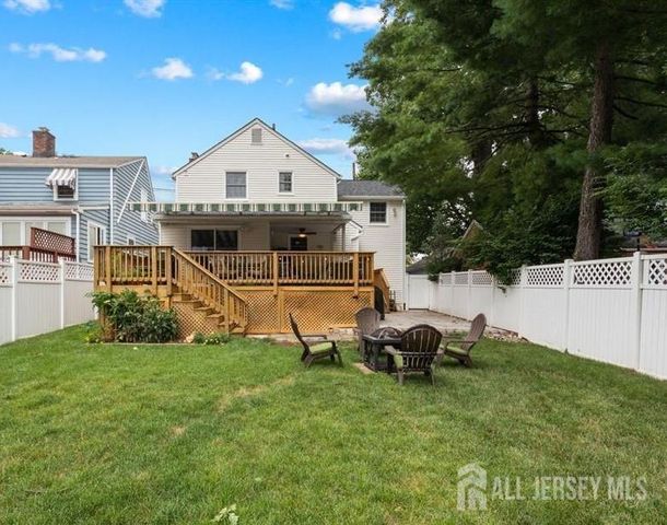 141 High Street, Woodbridge Proper, NJ 07095