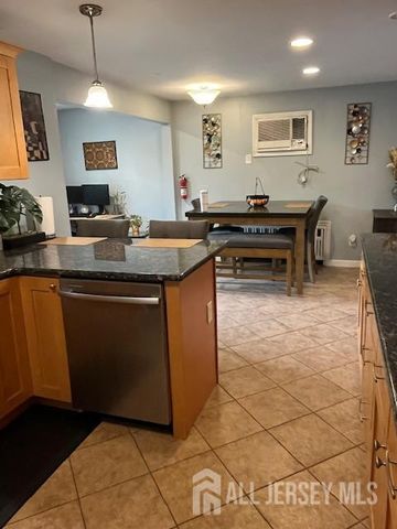 141 High Street, Woodbridge Proper, NJ 07095