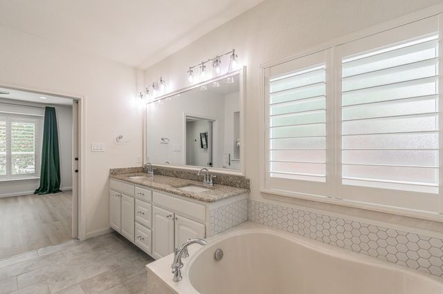 4904 Mccauley Drive, Fort Worth, TX 76244