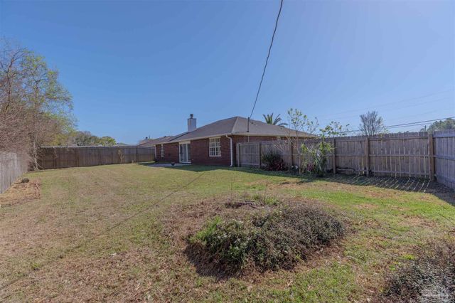 1000 Softshoe Pl, Pensacola, FL 32506