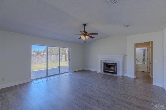 1000 Softshoe Pl, Pensacola, FL 32506