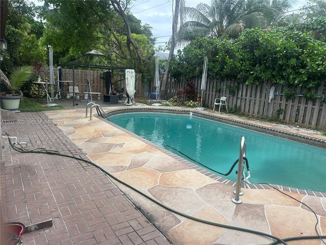5808 NW 20th Street, Margate, FL 33063