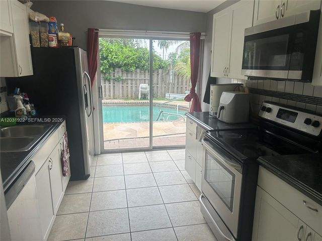 5808 NW 20th Street, Margate, FL 33063
