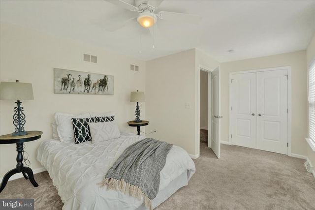 500 BRIDLE PATH LN, Red Lion, PA 17356