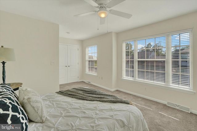 500 BRIDLE PATH LN, Red Lion, PA 17356