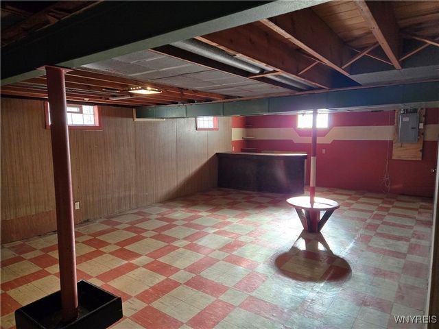 39 Lennox Avenue, Amherst, NY 14226