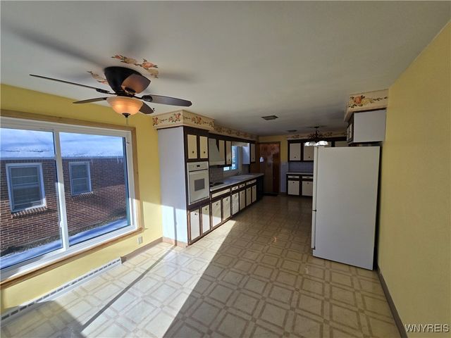 39 Lennox Avenue, Amherst, NY 14226