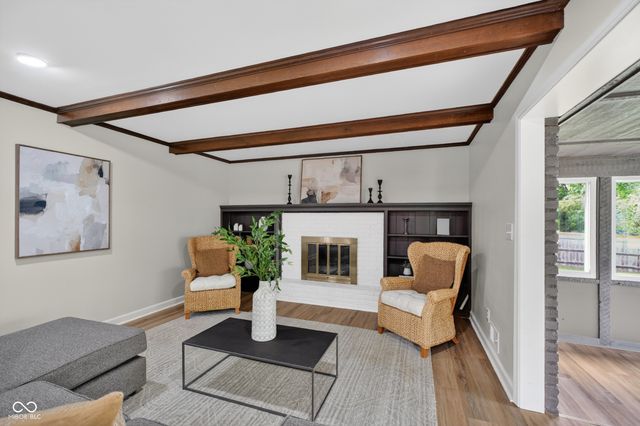 10511 E Lakeshore Drive, Carmel, IN 46033