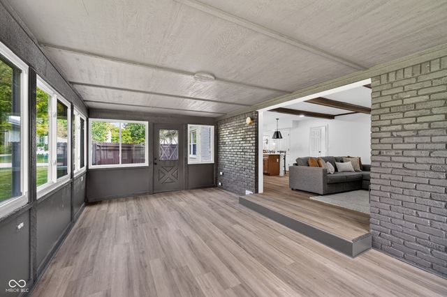 10511 E Lakeshore Drive, Carmel, IN 46033