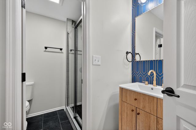 10511 E Lakeshore Drive, Carmel, IN 46033