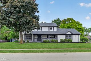 10511 E Lakeshore Drive, Carmel, IN 46033