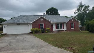 121 Cooper Drive, Huntsville, AL 35811