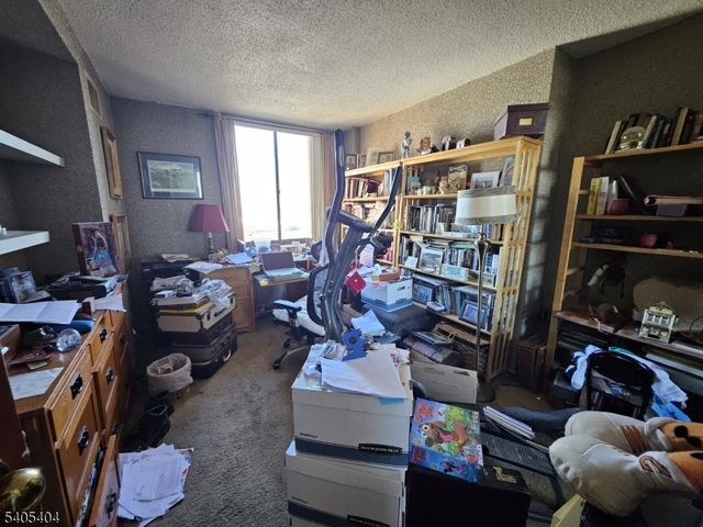 1527 Harmon Cove Tower, Secaucus Town, NJ 07094