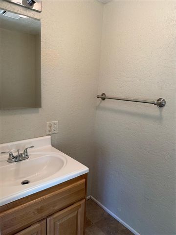 2107 HIALEAH AVENUE, Leesburg, FL 34748