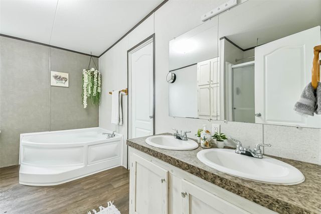 116 Road 5240, Cleveland, TX 77327