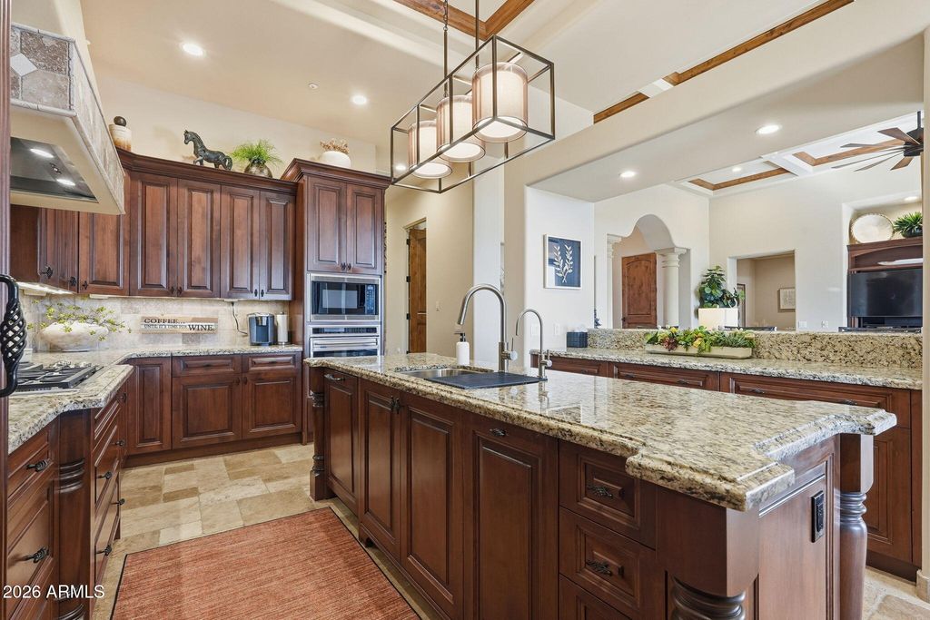 Image 24 of property listing at 10424 N VILLA RIDGE Court, Fountain Hills, AZ 85268