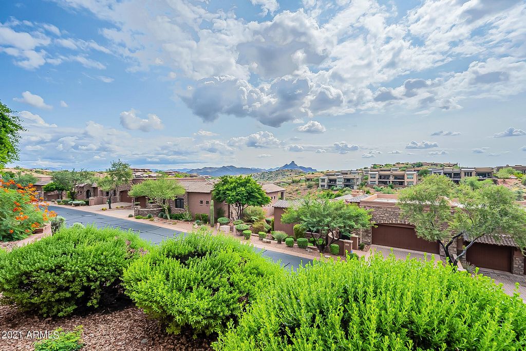 Image 70 of property listing at 10424 N VILLA RIDGE Court, Fountain Hills, AZ 85268
