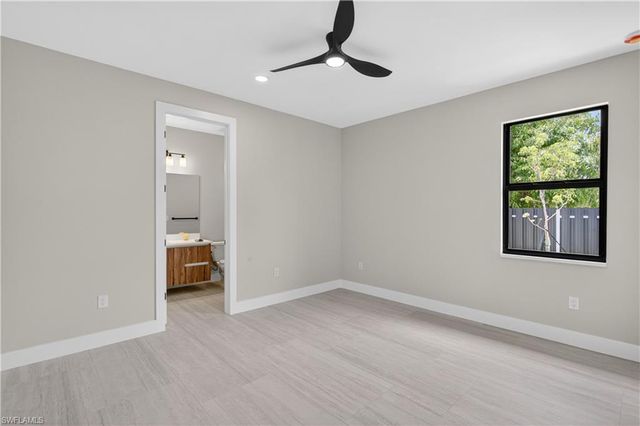 741 SW 7th TER, Cape Coral, FL 33991