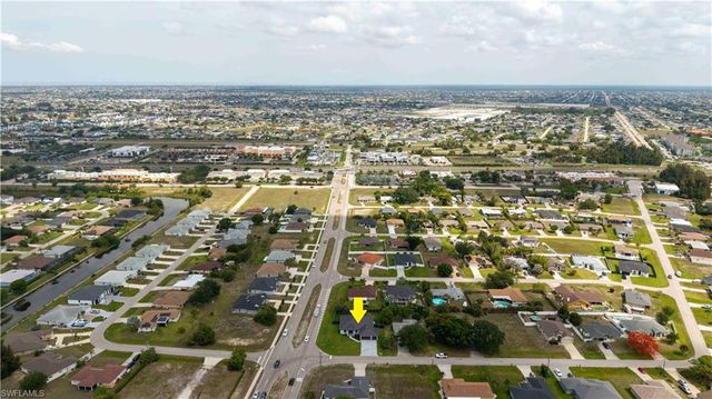741 SW 7th TER, Cape Coral, FL 33991