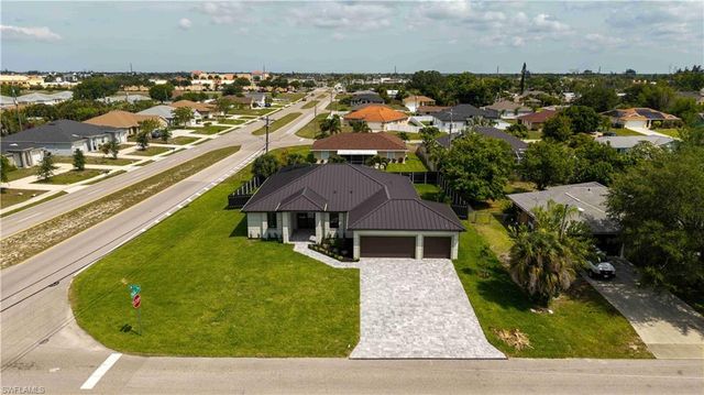 741 SW 7th TER, Cape Coral, FL 33991