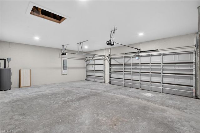 741 SW 7th TER, Cape Coral, FL 33991