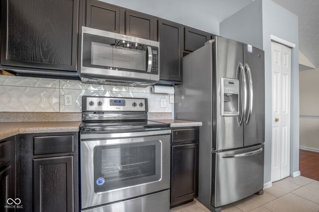13266 Komatite Way UNIT 700, Fishers, IN 46038