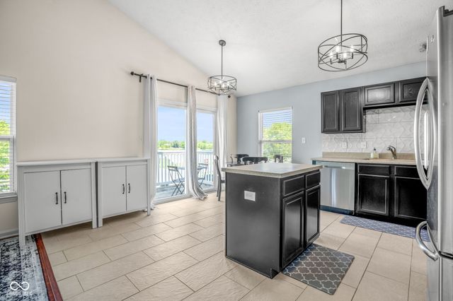 13266 Komatite Way UNIT 700, Fishers, IN 46038