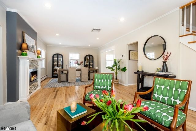 381 Essex Ave, Bloomfield Twp., NJ 07003