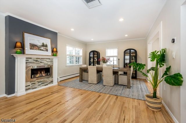 381 Essex Ave, Bloomfield Twp., NJ 07003