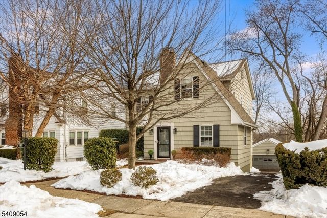 381 Essex Ave, Bloomfield Twp., NJ 07003