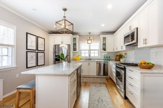 381 Essex Ave, Bloomfield Twp., NJ 07003