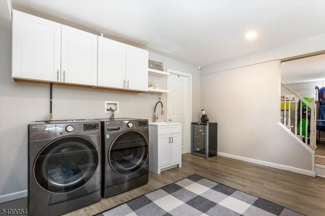 381 Essex Ave, Bloomfield Twp., NJ 07003