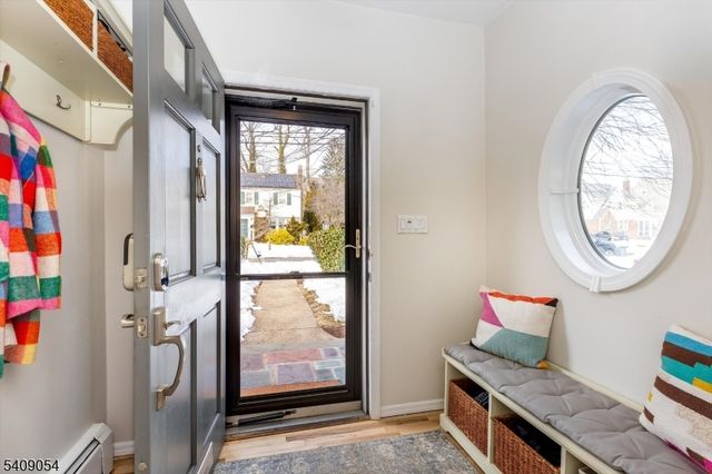 381 Essex Ave, Bloomfield Twp., NJ 07003