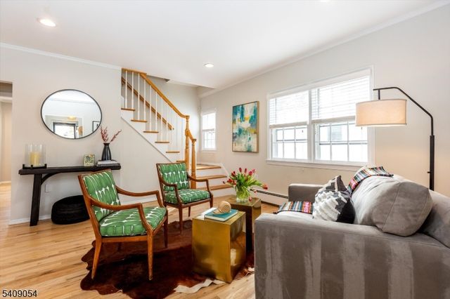 381 Essex Ave, Bloomfield Twp., NJ 07003