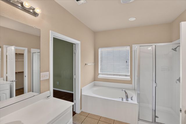 8646 Granville Drive, Dallas, TX 75249