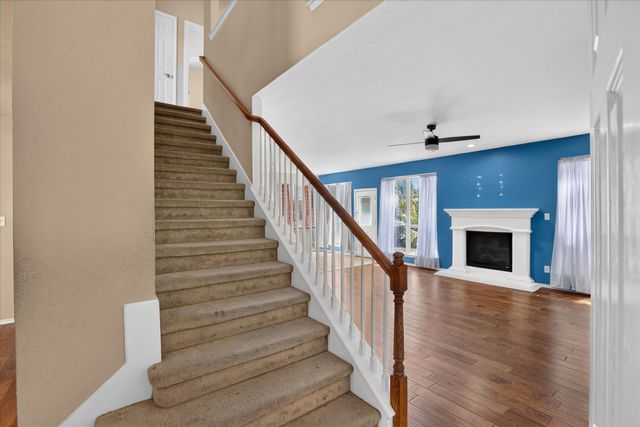 8646 Granville Drive, Dallas, TX 75249