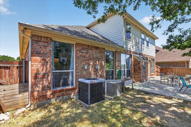8646 Granville Drive, Dallas, TX 75249