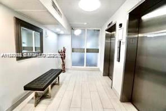 3401 N Country Club Dr 206, Aventura, FL 33180