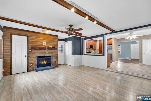 700 9th Street, Secaucus, NJ 07094