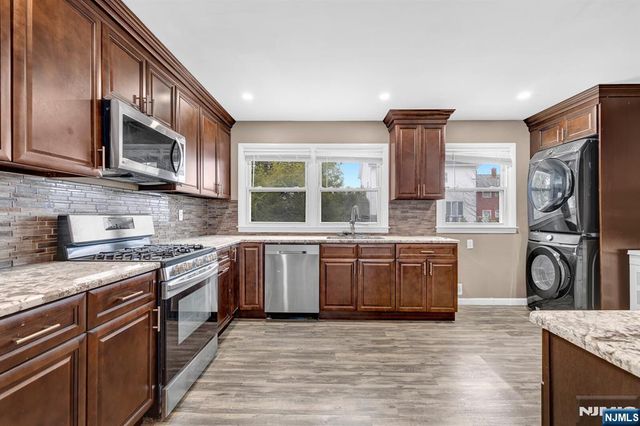700 9th Street, Secaucus, NJ 07094
