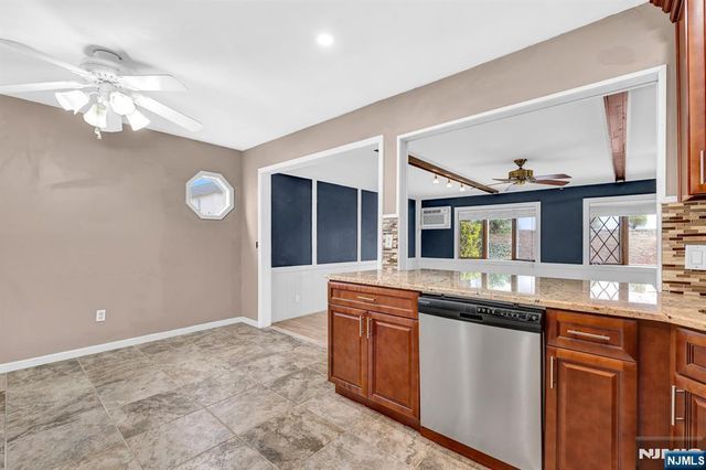 700 9th Street, Secaucus, NJ 07094