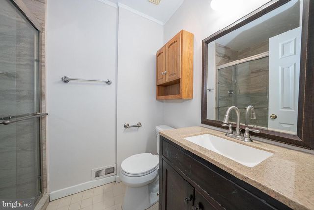 26 RAMPART DR, Chesterbrook, PA 19087