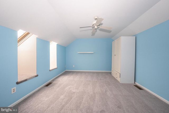 26 RAMPART DR, Chesterbrook, PA 19087