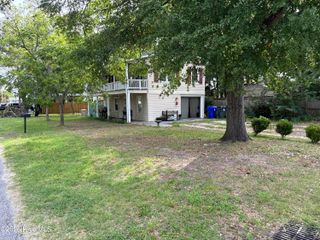 907 Fourth Street, Carolina Beach, NC 28428