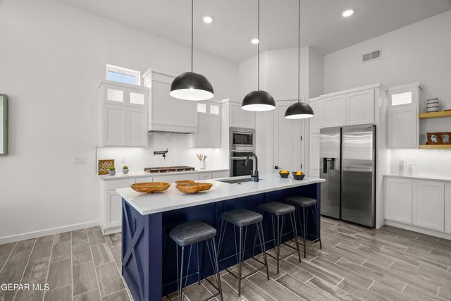 601 Lacey Oad Way, El Paso, TX 79928