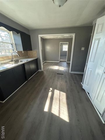 1624 Doris Avenue, Cahokia, IL 62206