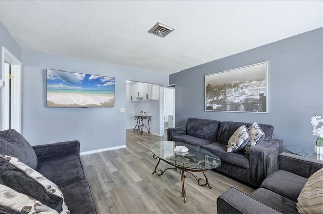 564 LEACH STREET, Englewood, FL 34223