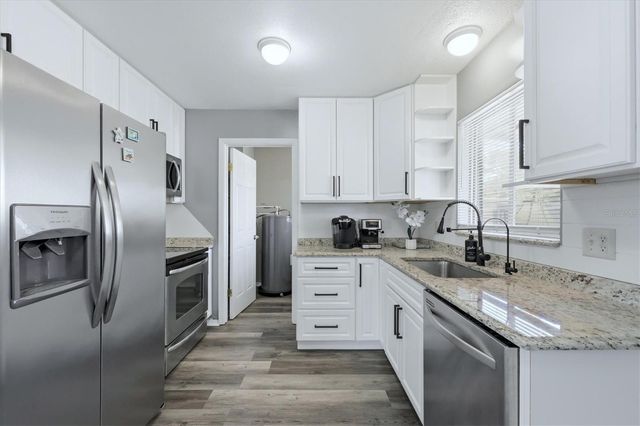 564 LEACH STREET, Englewood, FL 34223