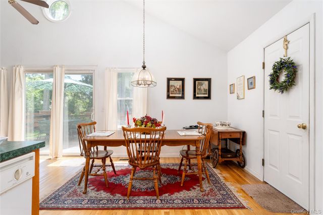 47 Suffolk Road, Hampton Bays, NY 11946