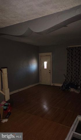 543 E WALNUT LN, Philadelphia, PA 19144